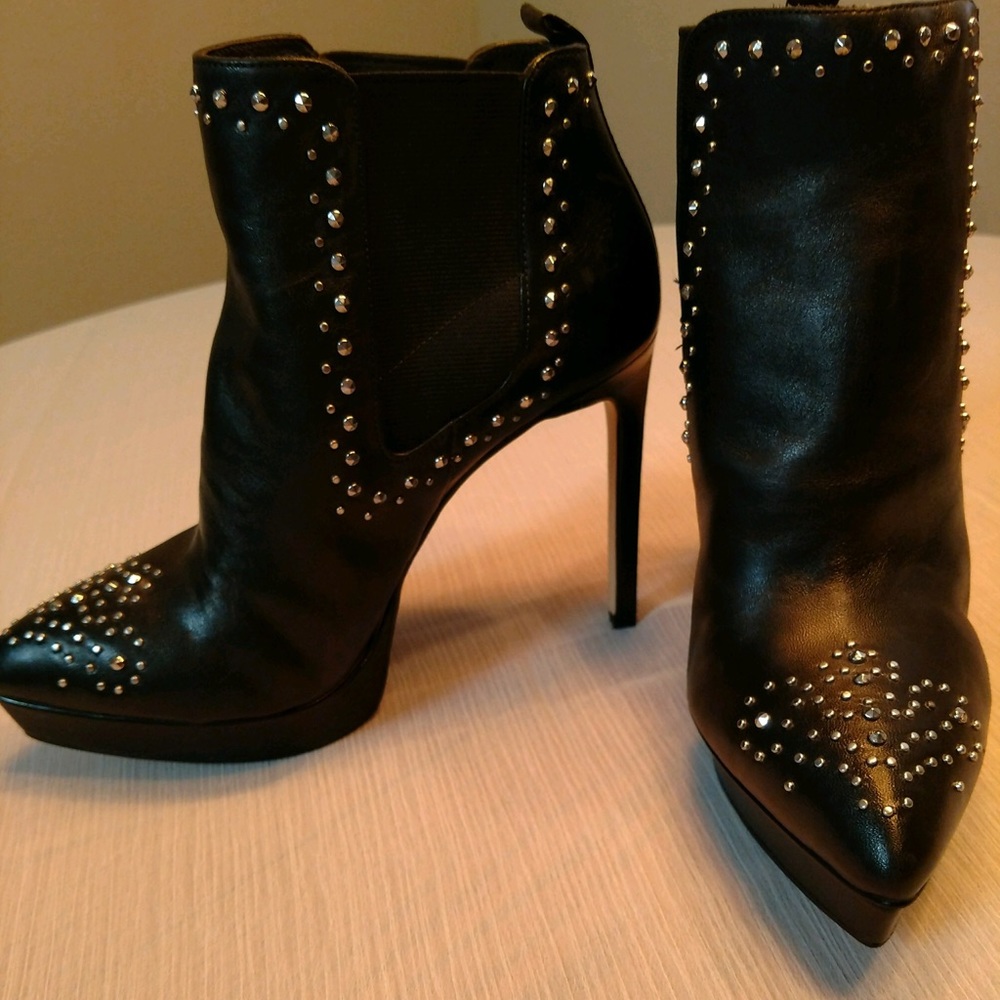 MIchael Kors Leather Bootie